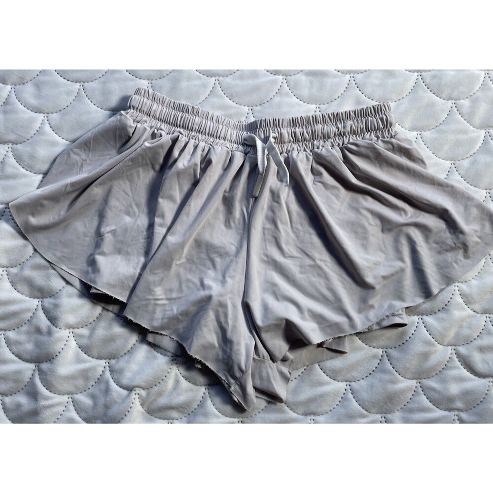 Women’s Running Sports Shorts Size XL Light Gray Gym Shorts with Elastic Waist